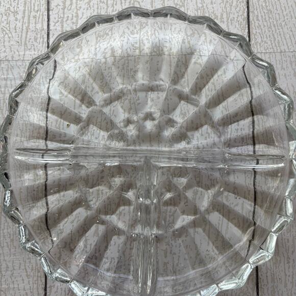 Vintage Tri-Cut Round Relish Dish – Elegant Glass Serving Piece - Picture 8 of 9